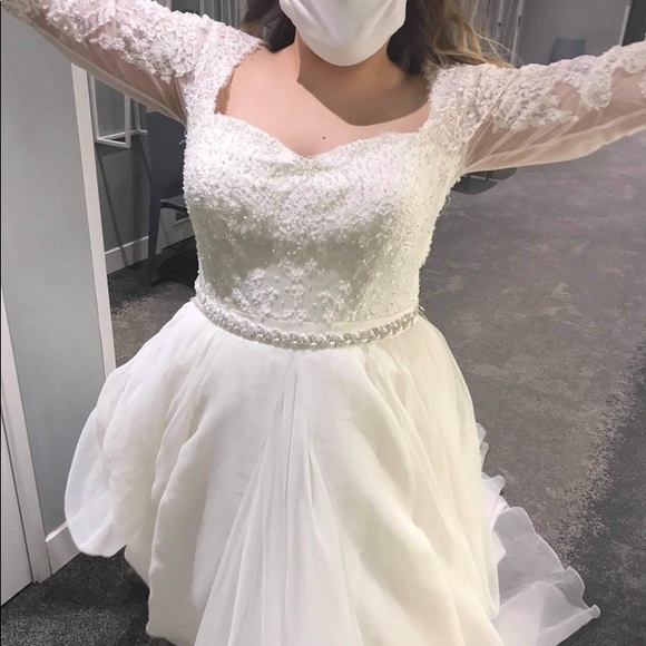 OLEG CASSINA ORGANZA 3/4 sleeves Wedding Dress - Picture 2 of 4